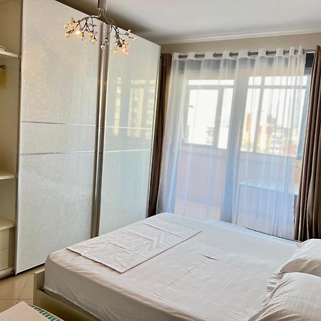 Boulevard Views - Spacious Tirana Apartment Exterior foto